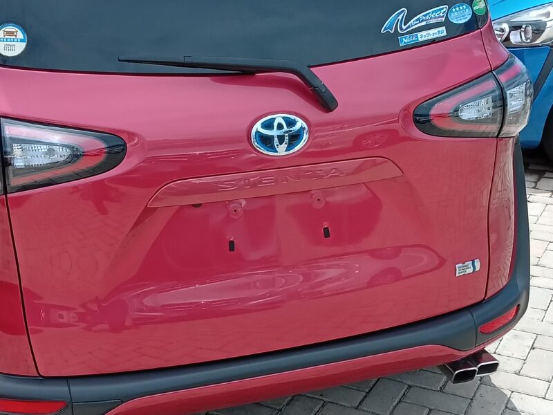 Toyota Sienta, 2016