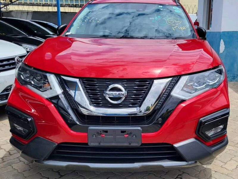 Nissan X-trail, 2017 (Red)
