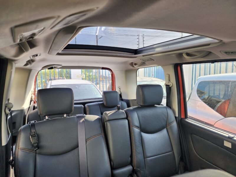 Nissan Serena, 2016 (with sunroof)